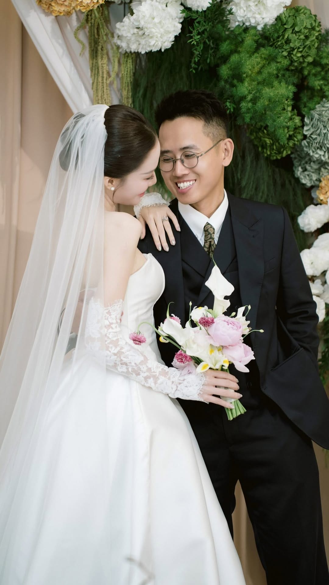 Post 2 by Vietnam Wedding Photographer on Instagram (video)