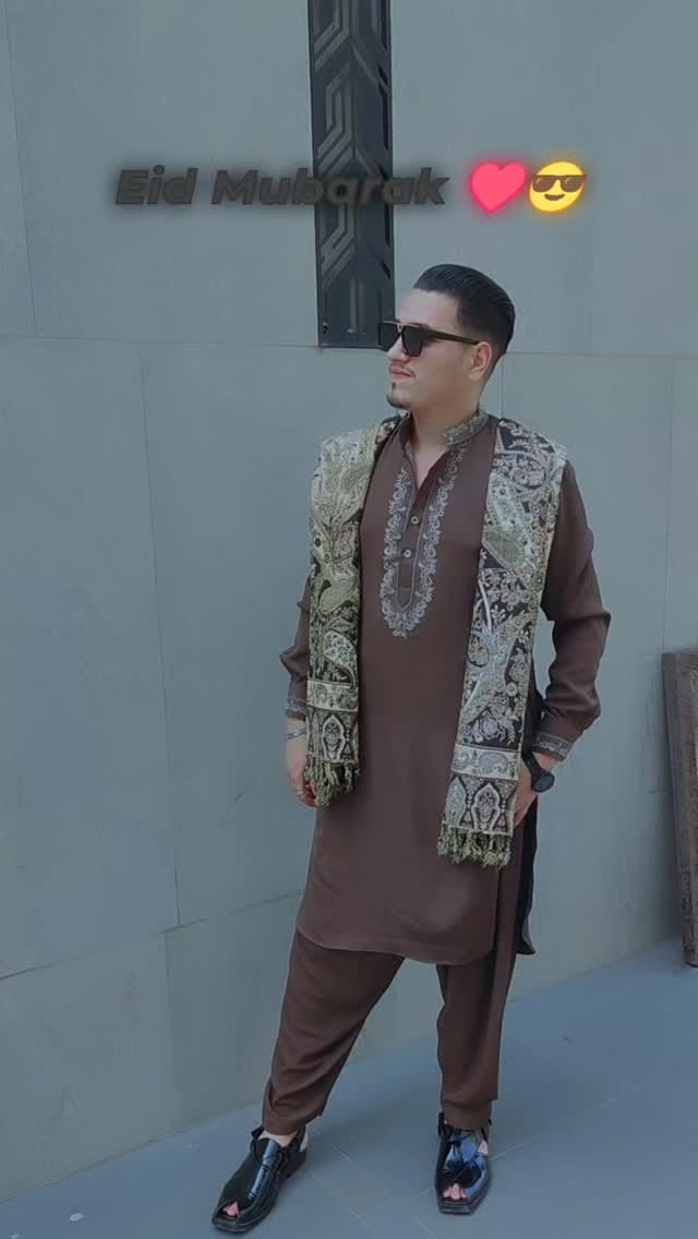 Post 3 by Juned Khan.   😎(خان صاحب)😎 on Instagram (video)