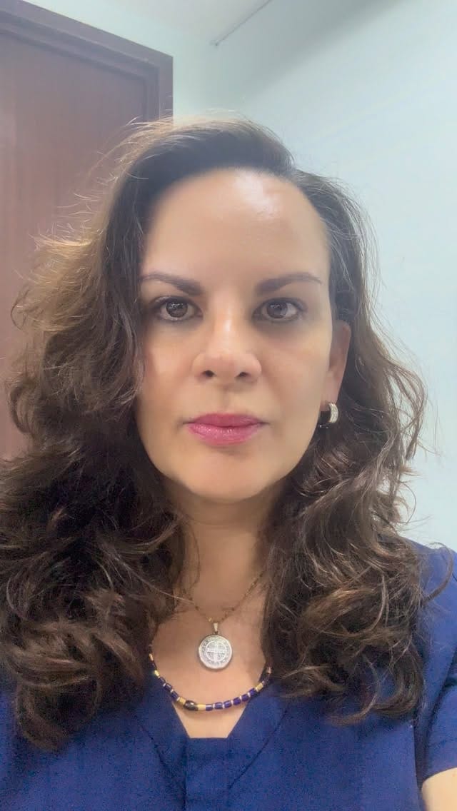 Post 4 by Dra. Ana Becerril on Instagram (video)