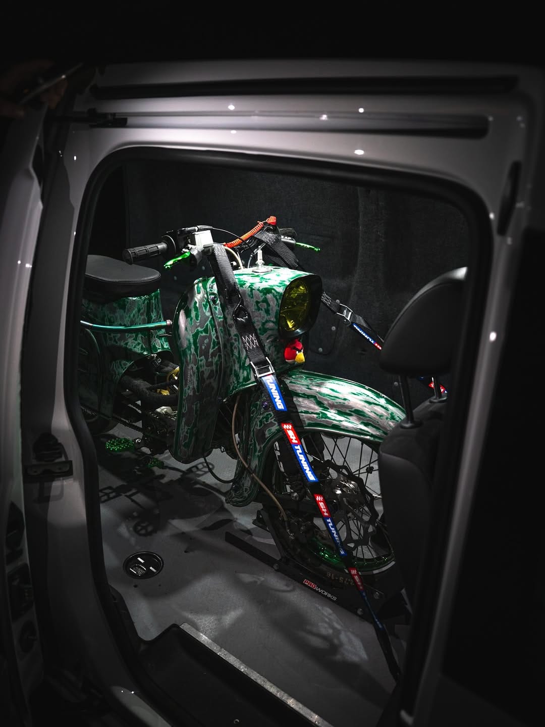 Post 10 by SH-Tuning on Instagram (carousel)