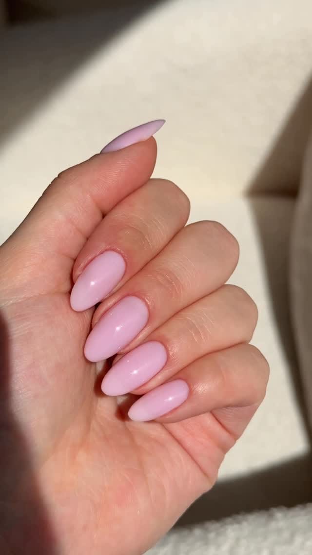 Post 6 by Sabrina Bouhri on Instagram (video)