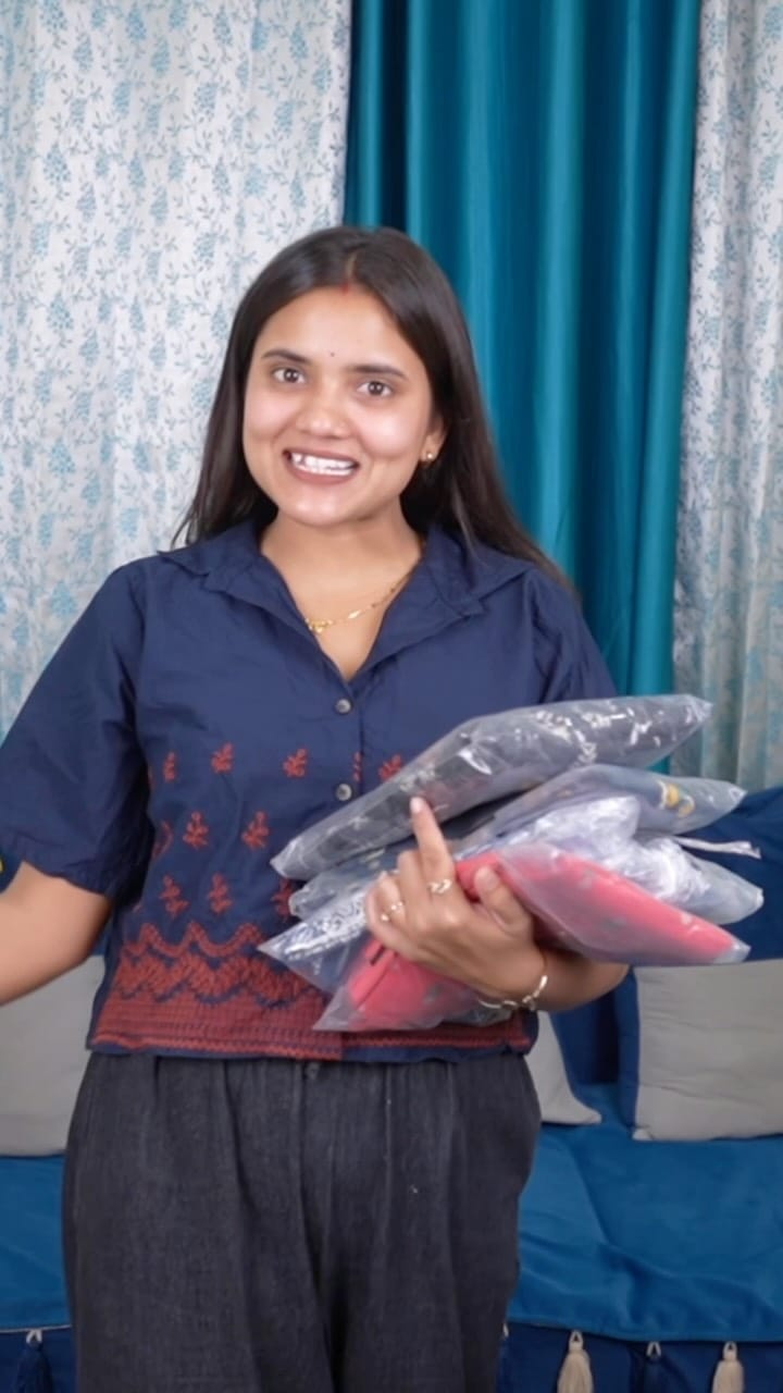 Post 8 by Akanksha & Bhushan on Instagram (video)