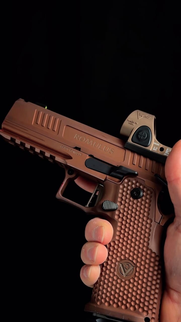 Post 5 by Kenzie's Optics on Instagram (video)