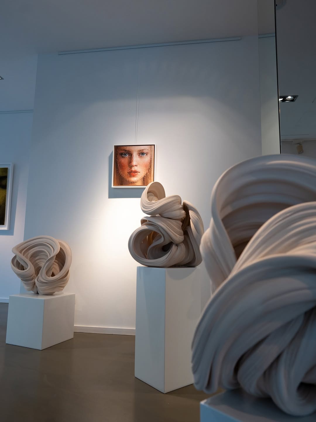 Post 5 by Galerie Minrath on Instagram (carousel)