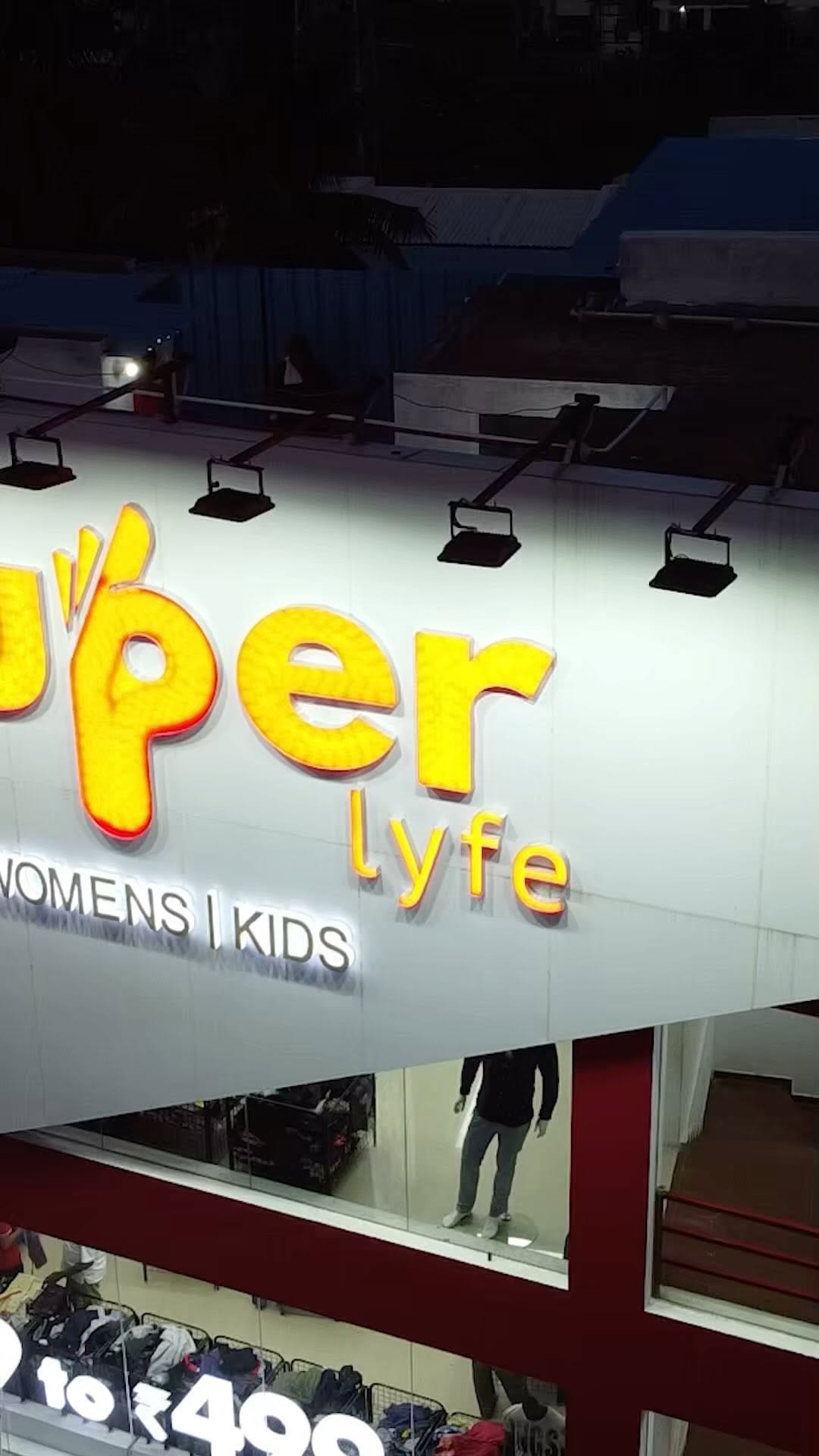 Post 10 by Superlyfe - Factory Direct Fashion on Instagram (video)