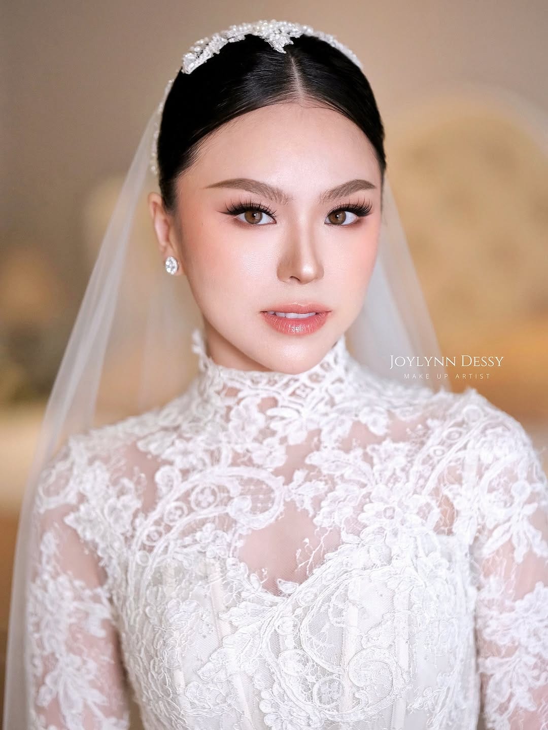 Post 7 by Joylynn Dessy Make Up Artist on Instagram (carousel)