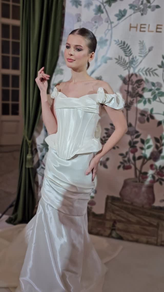 Post 2 by Chantilly bride 🤍 on Instagram (video)