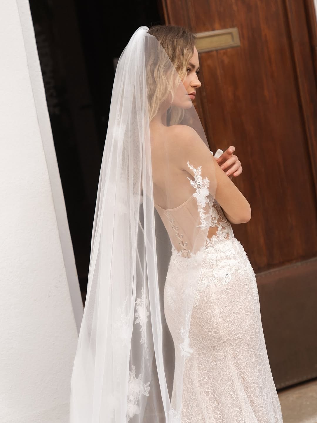 Post 8 by Chantilly bride 🤍 on Instagram (carousel)