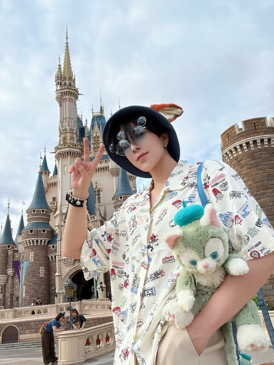 Post 1 by will ウィル on Instagram (carousel)