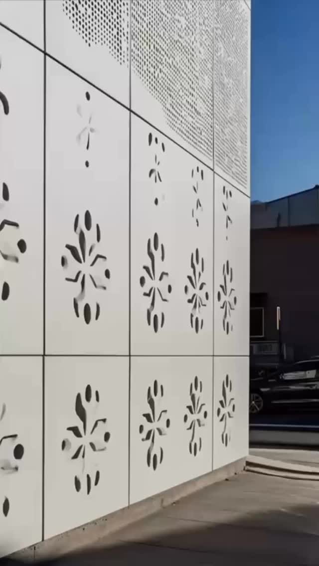 Post 6 by Lines by Areej on Instagram (video)