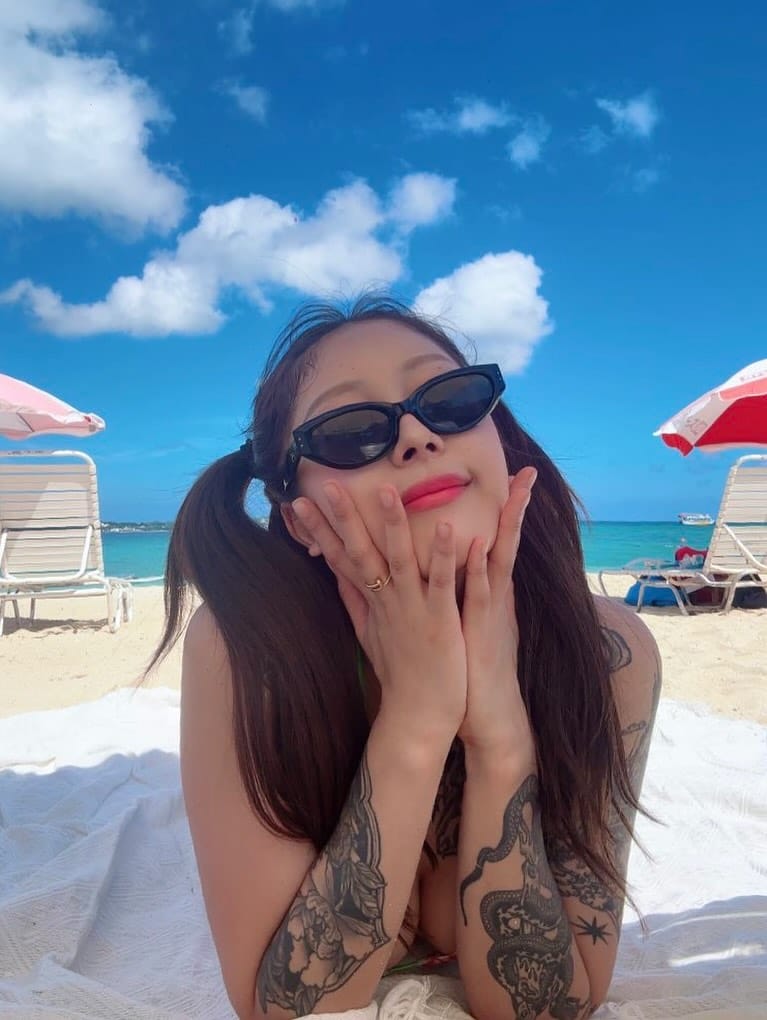 Post 10 by Mina🖤 on Instagram (carousel)