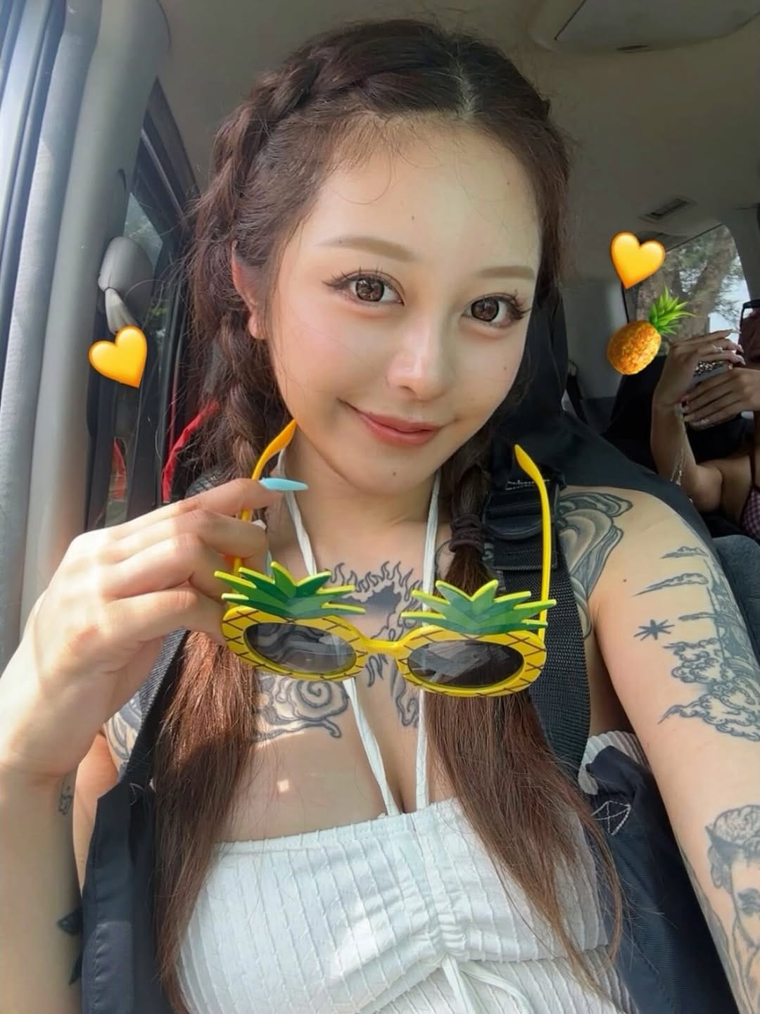 Post 3 by Mina🖤 on Instagram (carousel)