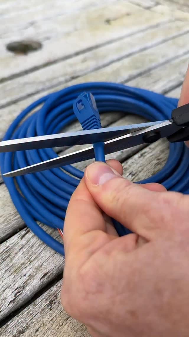 Post 9 by Evan Roth on Instagram (video)