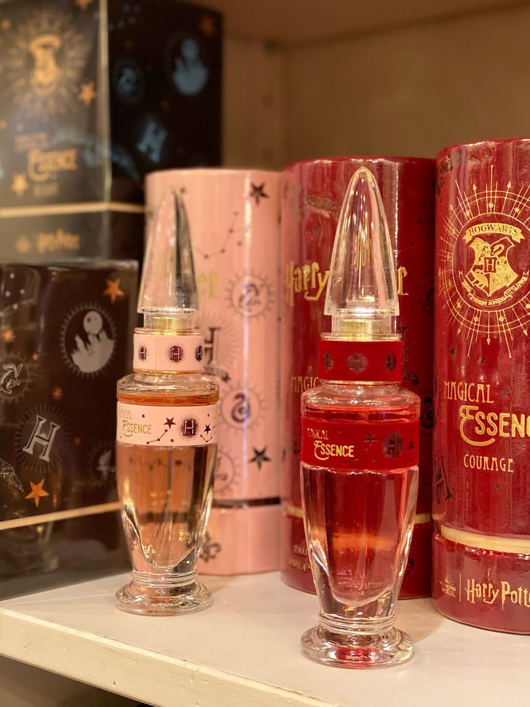 Post 4 by Olleke, Wizarding Shop on Instagram (carousel)