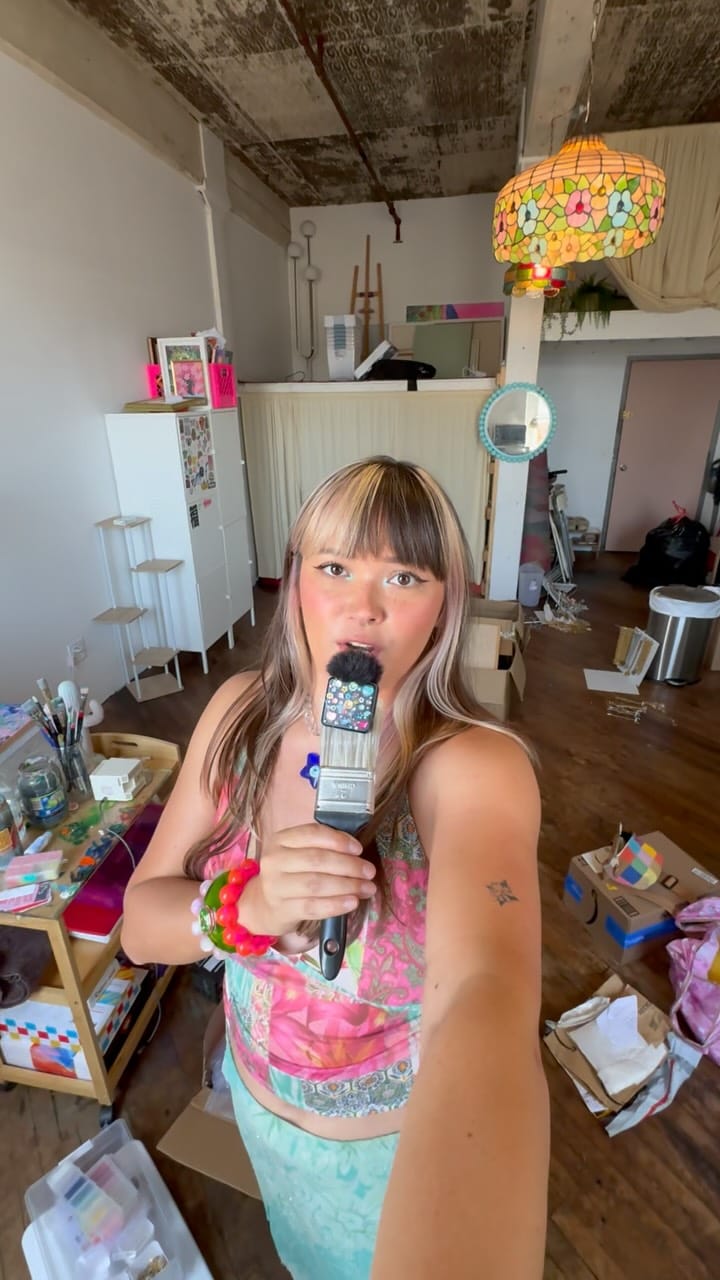 Post 6 by Elina Yuuka Oehlert on Instagram (video)