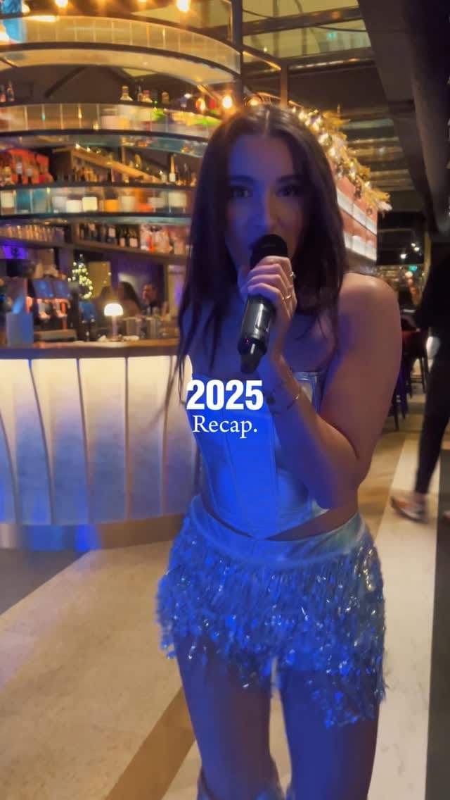 Post 3 by DEBRAH JADE on Instagram (video)