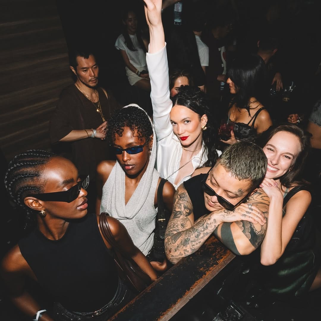 Post 8 by 𝐃𝐚𝐯𝐢 𝐀𝐧𝐝𝐫𝐞𝐬𓂀 on Instagram (carousel)