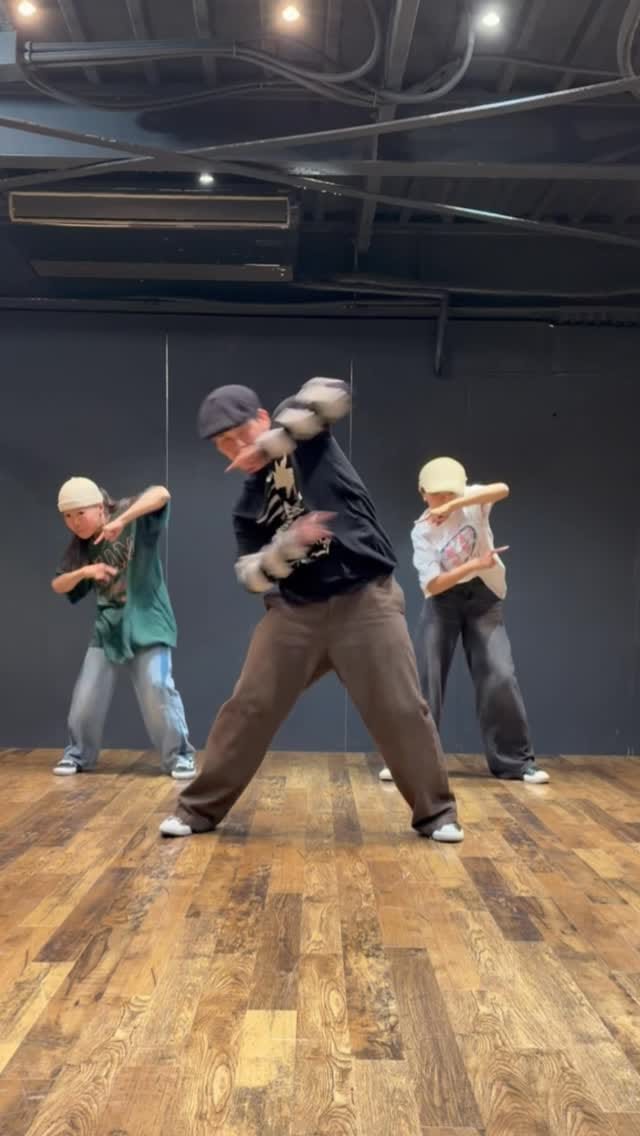 Post 4 by Daikichi / Daiki Hayashi on Instagram (video)
