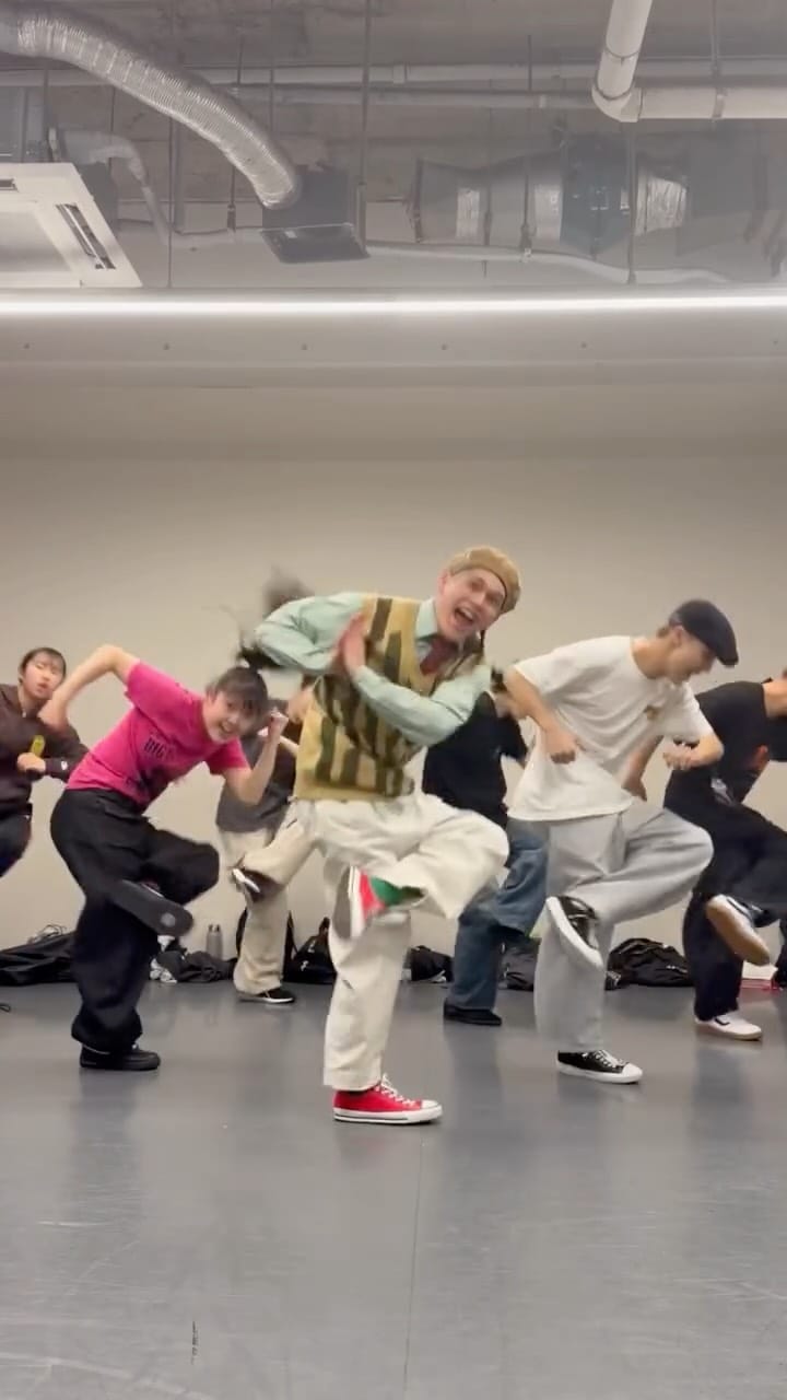 Post 5 by Daikichi / Daiki Hayashi on Instagram (video)