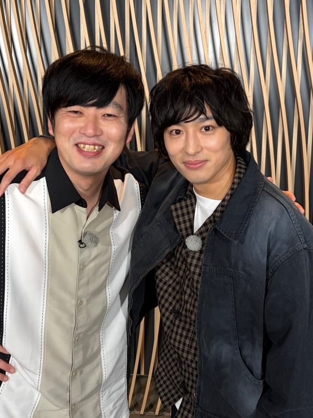 Post 8 by 古舘佑太郎 on Instagram (carousel)