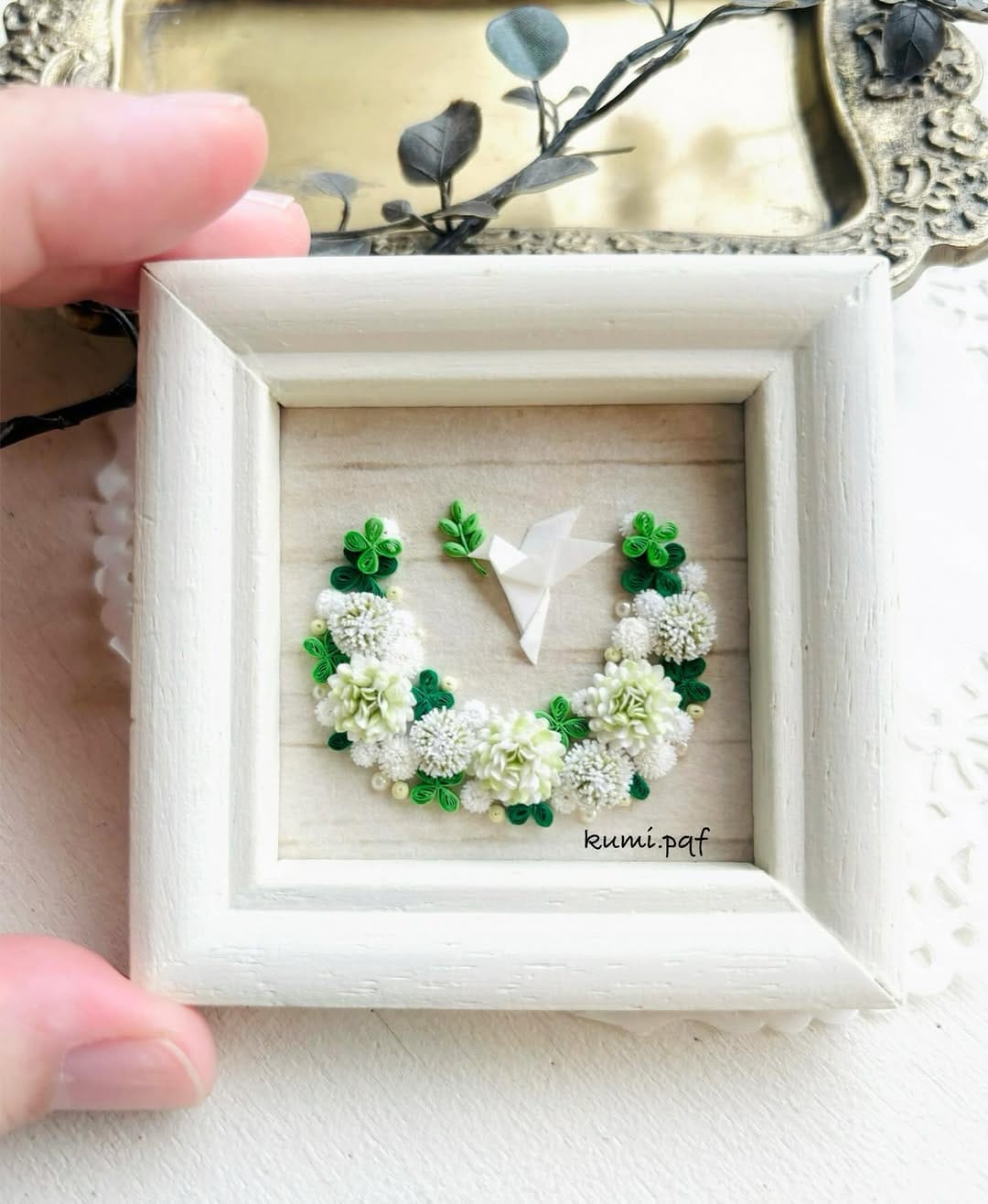 Post 8 by ＠くみ/ Paper Flower artist on Instagram (carousel)