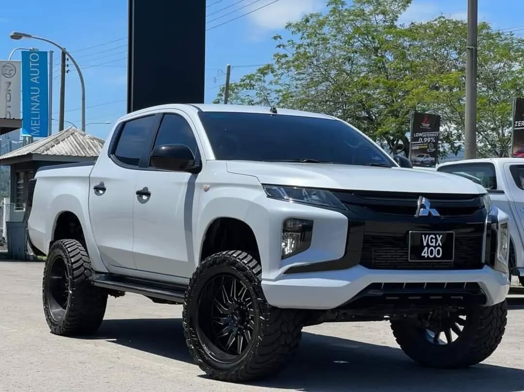 Post 4 by Triton 4x4 World on Instagram (carousel)