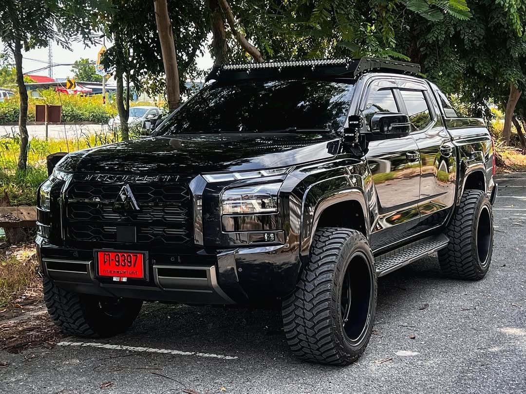 Post 3 by Triton 4x4 World on Instagram (carousel)