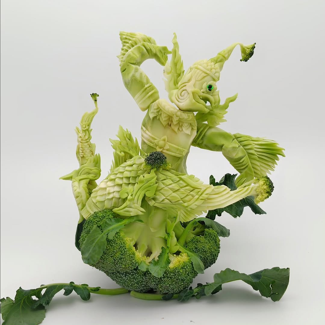 Post 1 by gaku carving on Instagram (image)