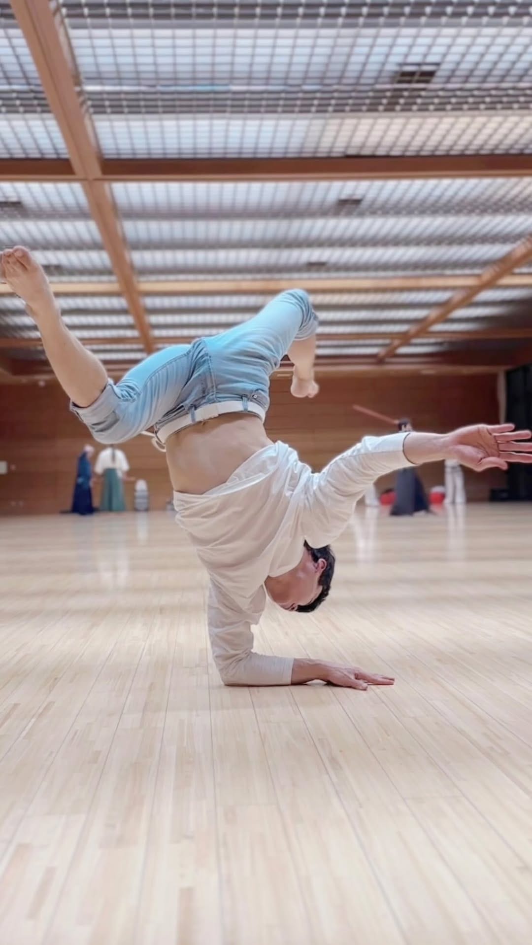 Post 9 by Hisashi Watanabe on Instagram (video)