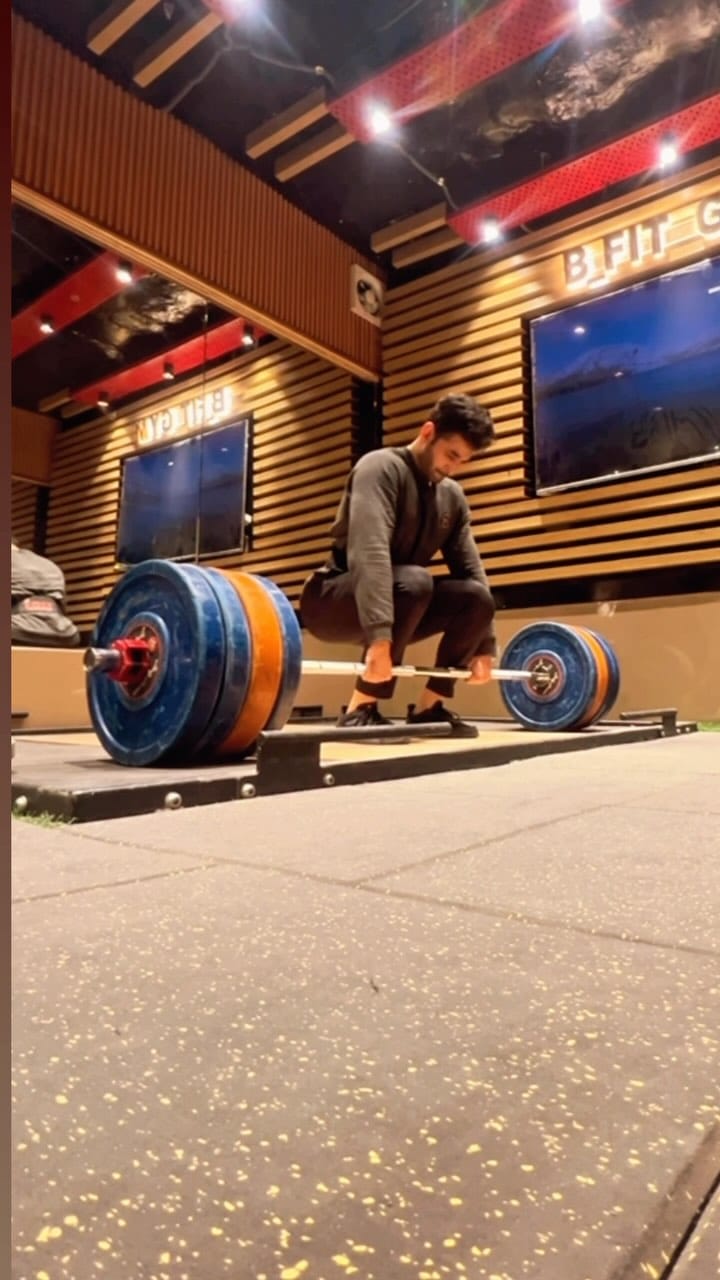 Post 2 by Abhishek Rattan on Instagram (video)