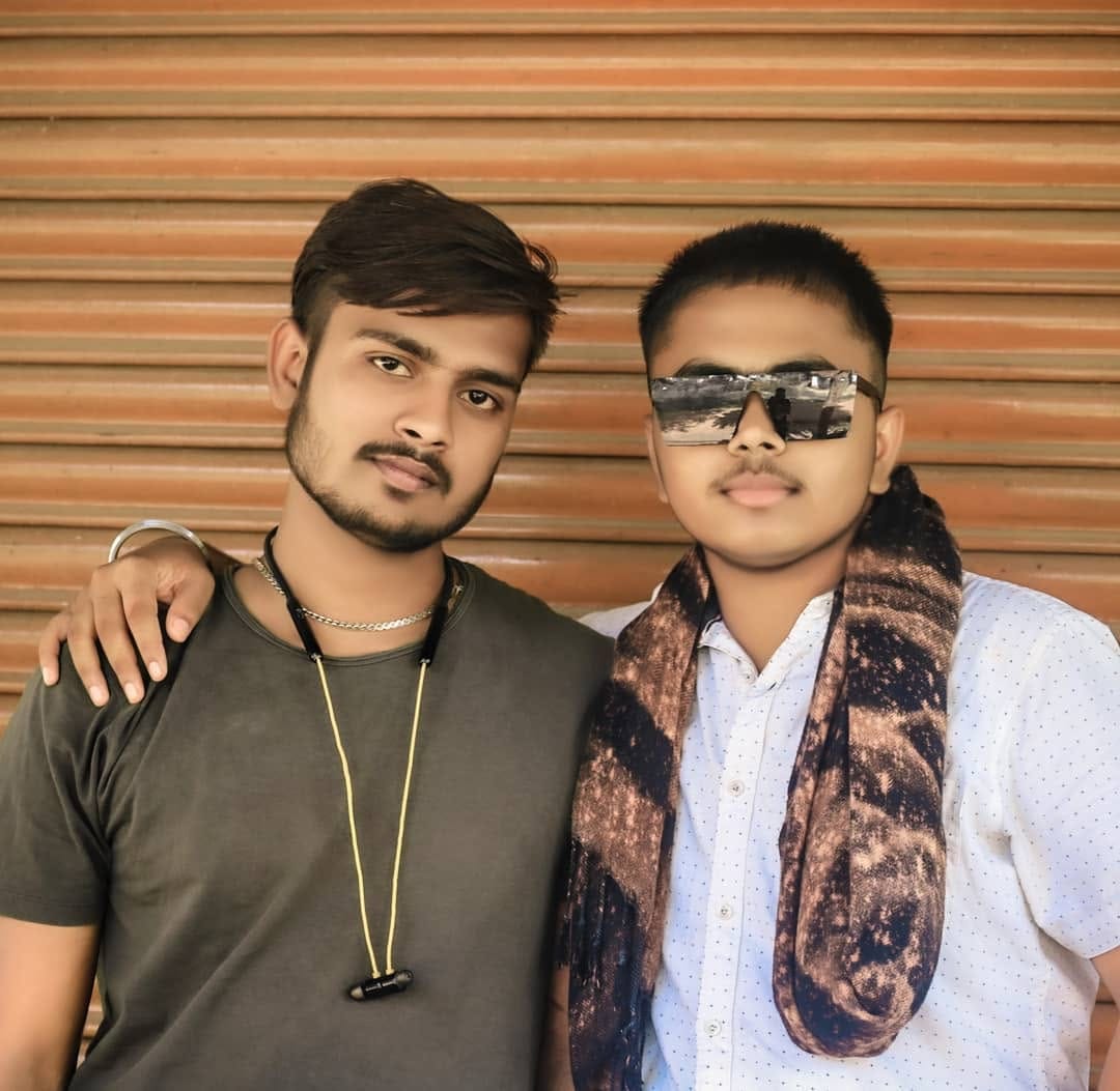 Post 3 by Ram Sahu on Instagram (image)