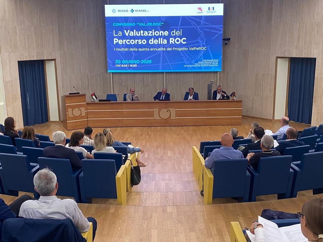 Post 9 by Università Parthenope on Instagram (carousel)