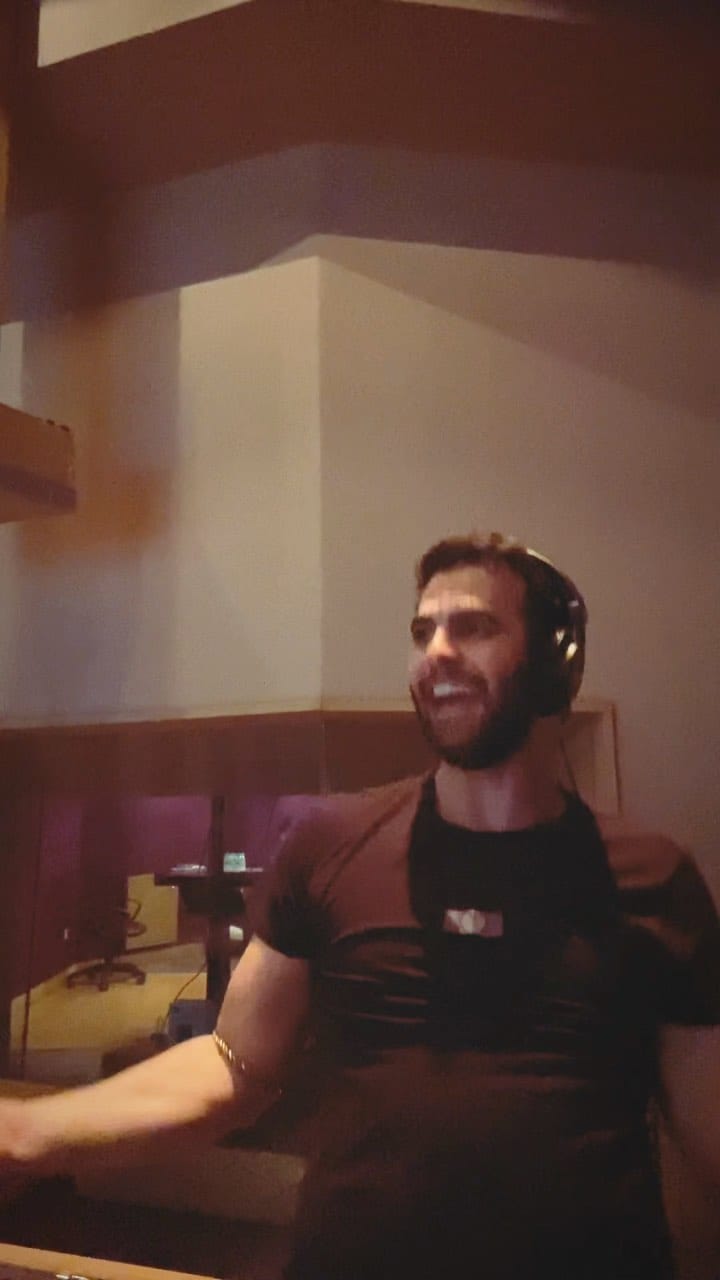 Post 9 by Ankur Rathee on Instagram (video)