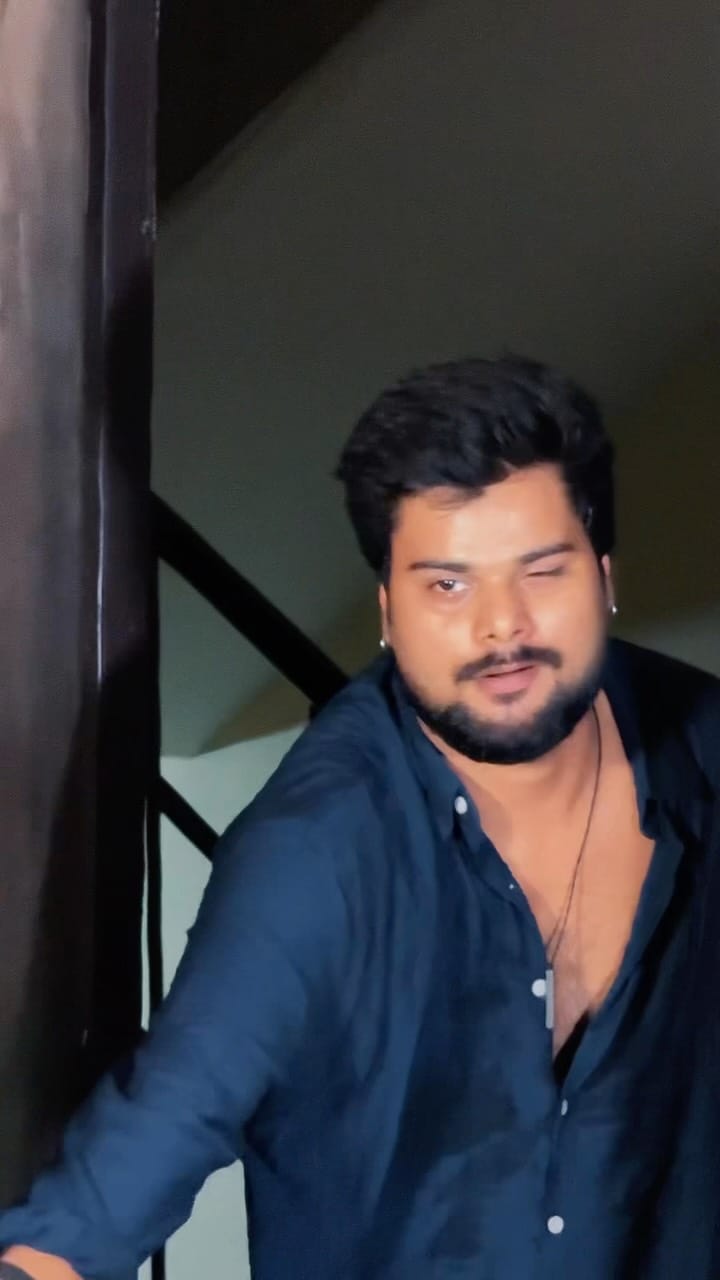 Post 2 by Sourabh Singh on Instagram (video)