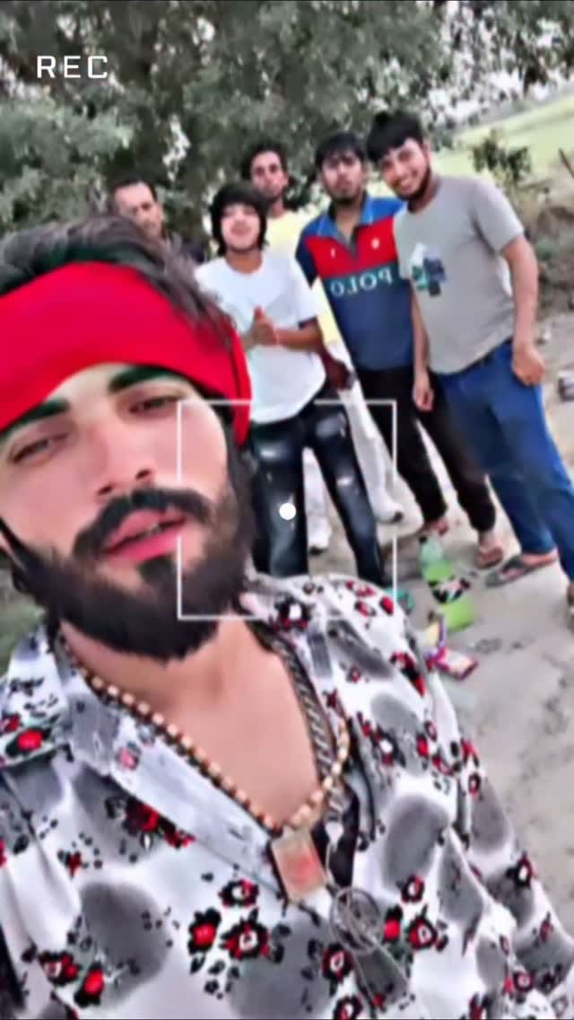 Post 2 by 🤨i'm so wrong😈 on Instagram (video)