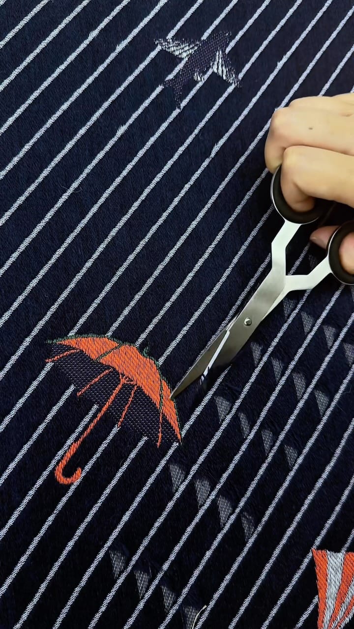 Post 2 by YURI HIMURO textile on Instagram (video)