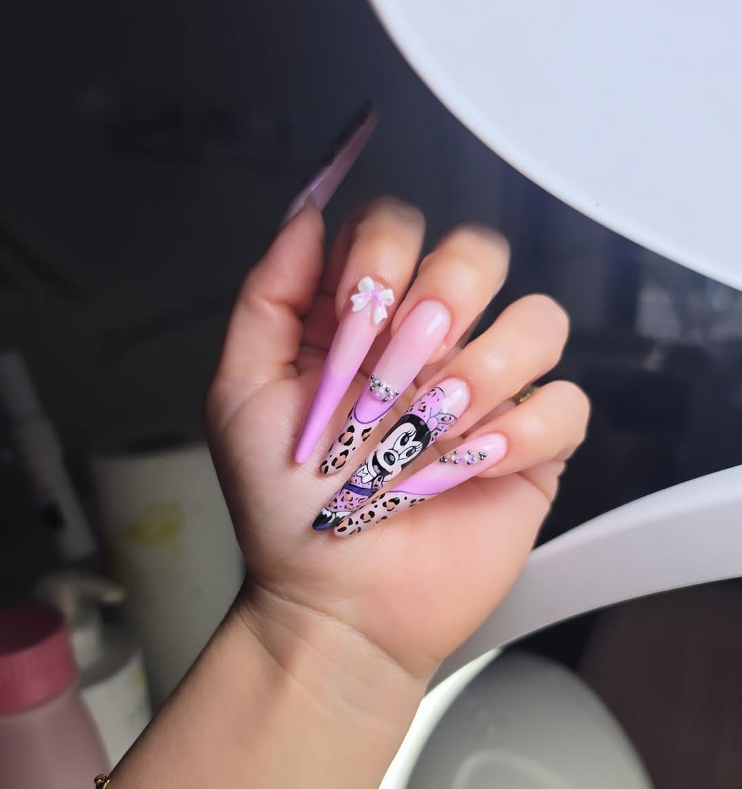 Post 8 by onicotecnica/educator/Aline master nails/Russian mani e pedi on Instagram (carousel)