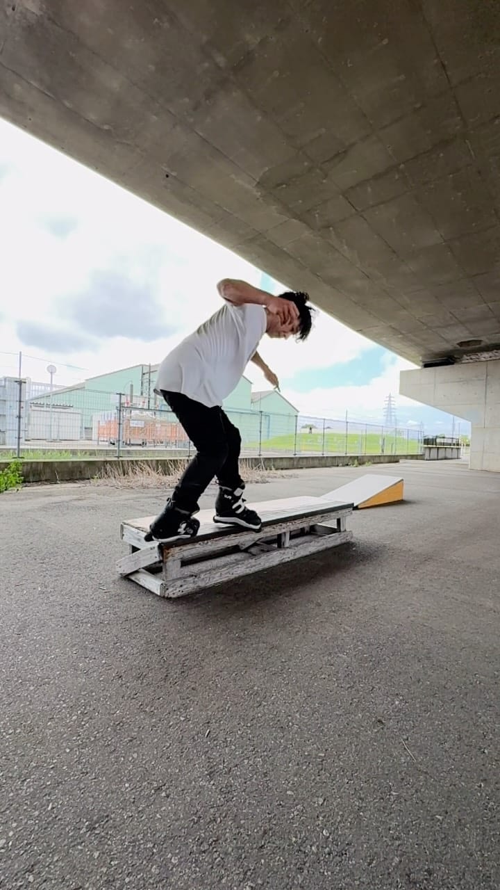 Post 2 by Yasutaka Asakura on Instagram (video)