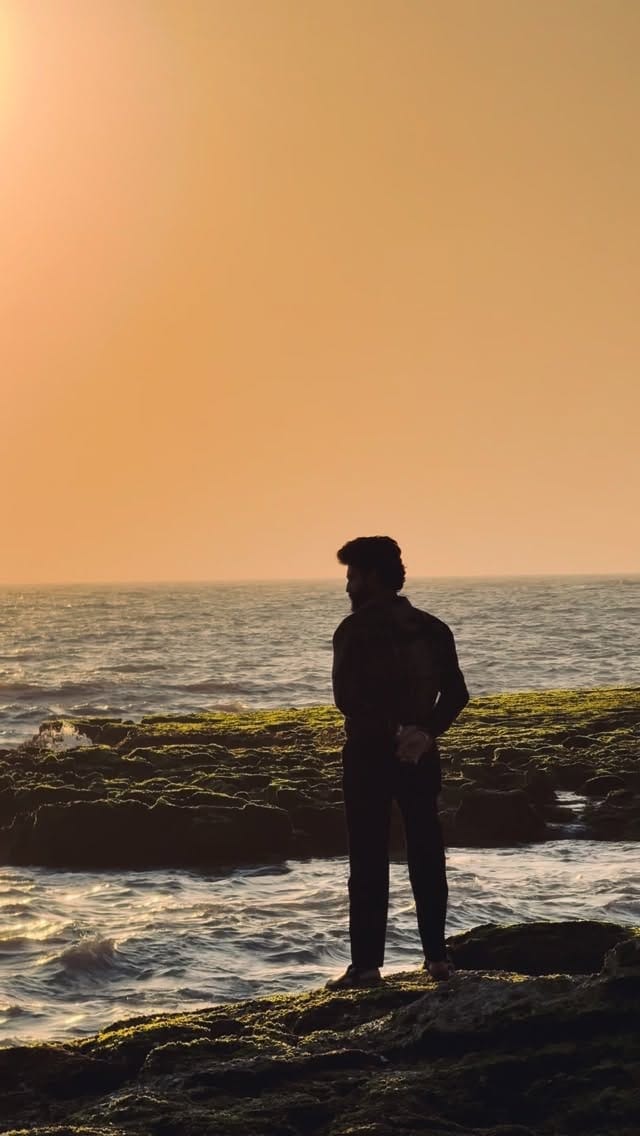 Post 4 by HARDIKSINH VALA DHANK on Instagram (video)