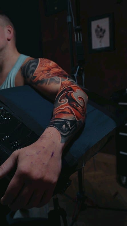 Post 2 by Volkan Demirci London· Award-Winning Tattoo Artist on Instagram (video)