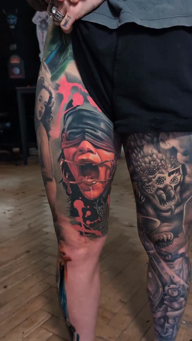Post 3 by Volkan Demirci London· Award-Winning Tattoo Artist on Instagram (video)
