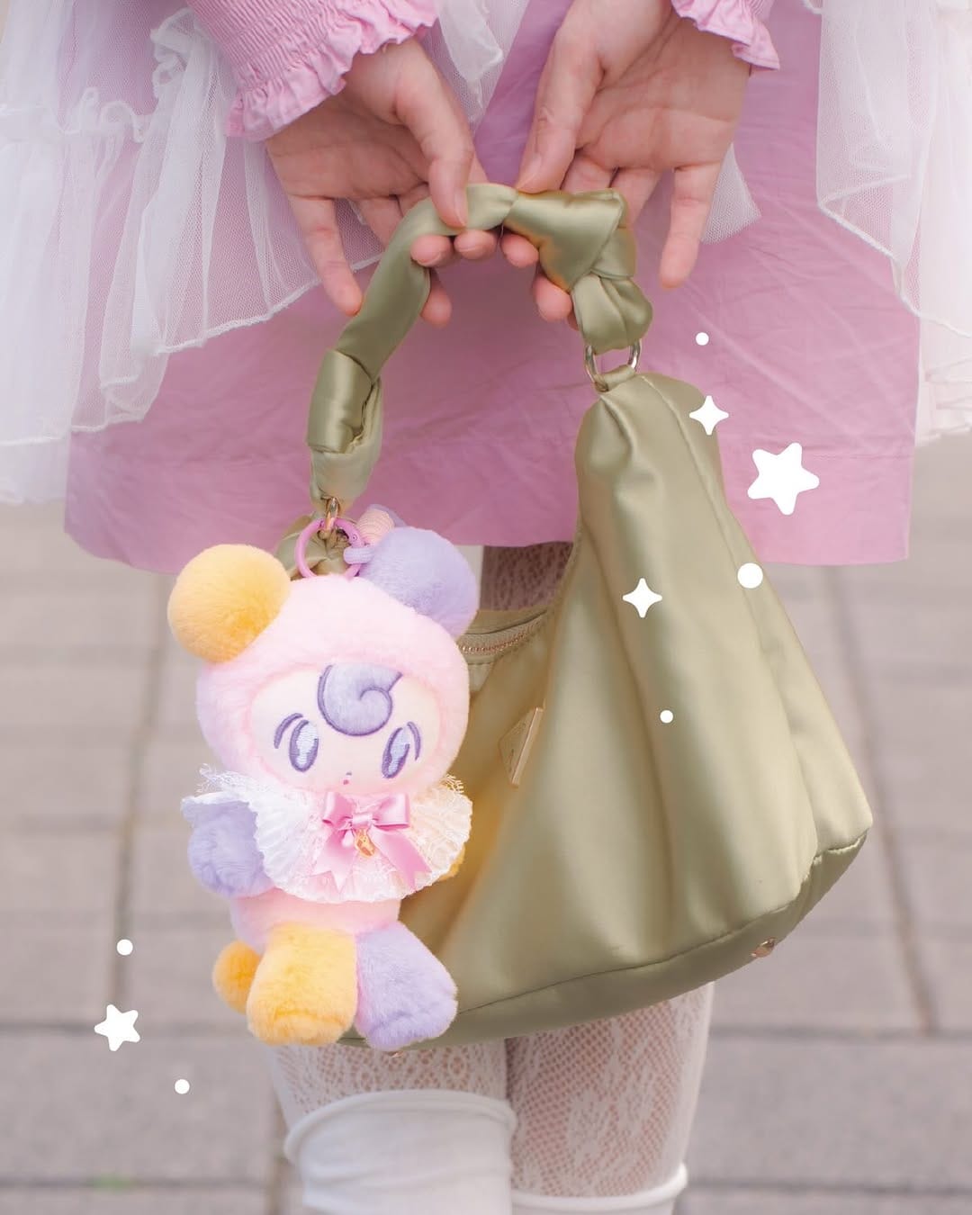 Post 10 by ア〜ミ〜／AAMY on Instagram (carousel)