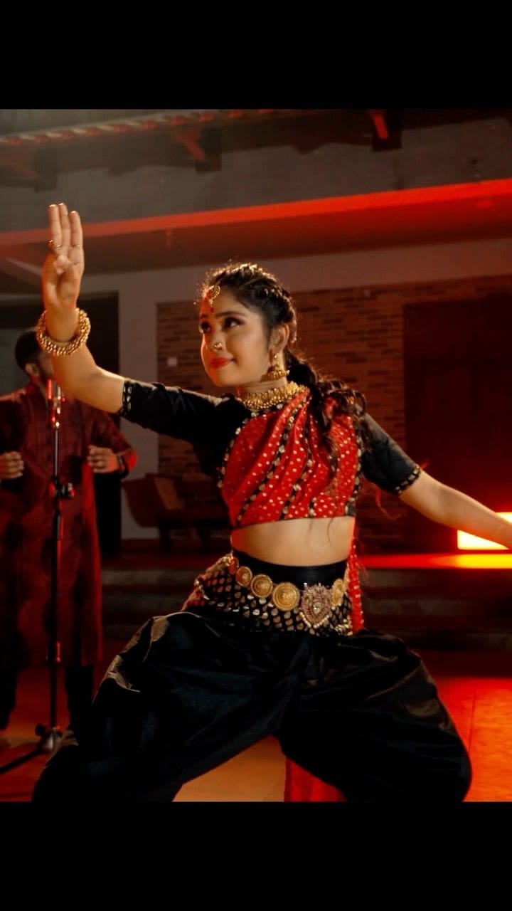 Post 8 by Kavya Muralidaran on Instagram (video)