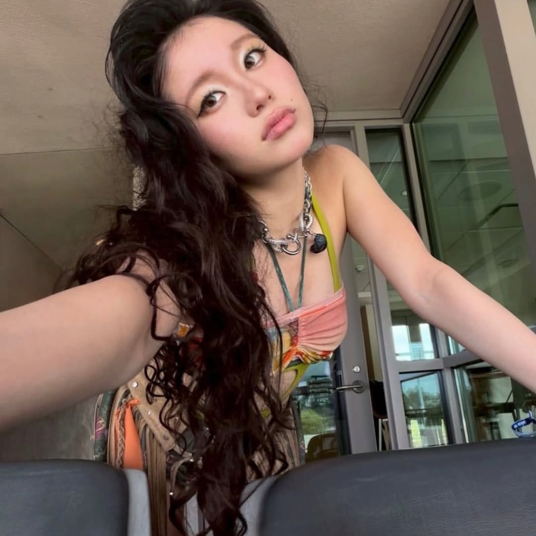 Post 2 by Makeup Artist YUKINA on Instagram (image)