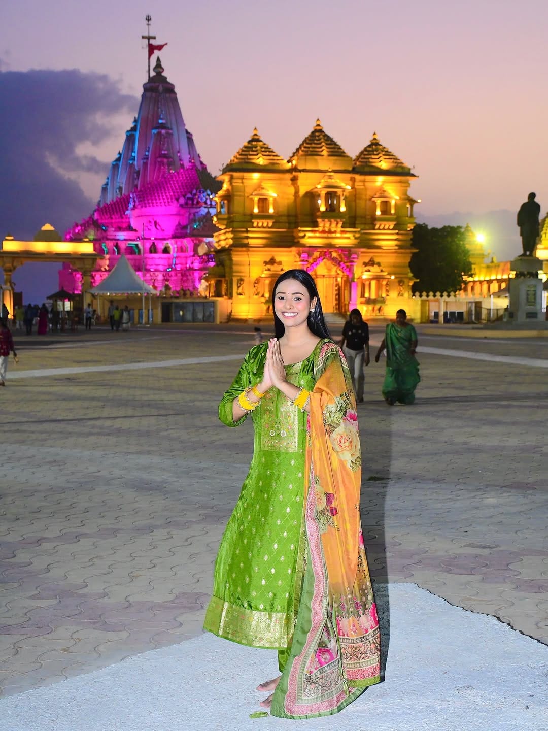Post 5 by Vijay Lakshmi Mallya on Instagram (carousel)