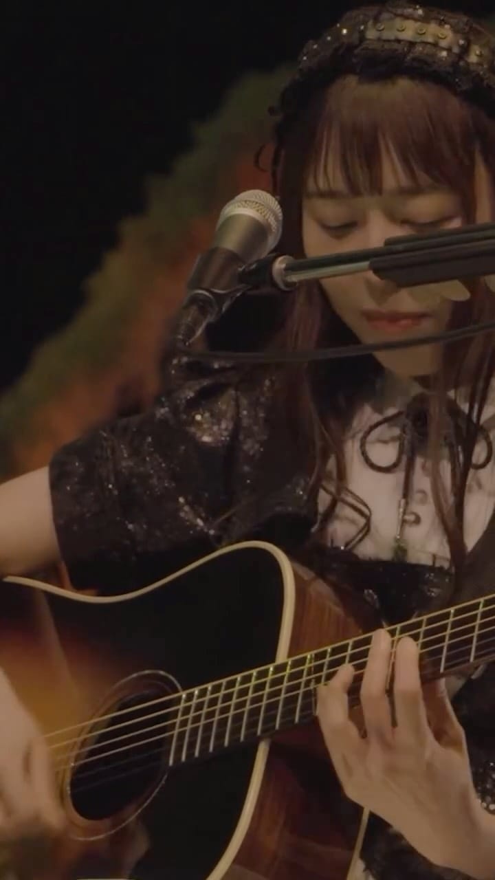 Post 5 by BAND-MAID on Instagram (video)