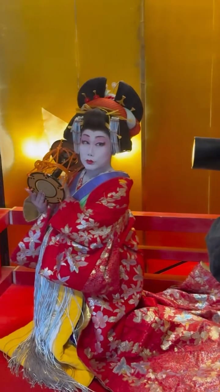 Post 9 by Ukon Takafuji 孝藤右近 on Instagram (video)