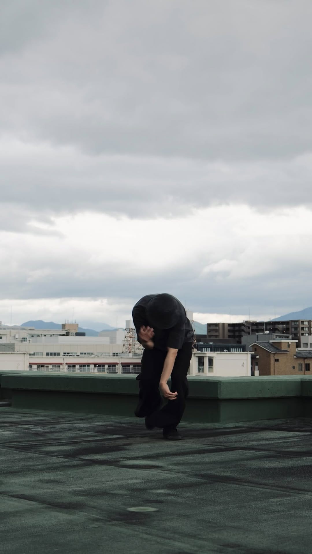 Post 1 by motomi 資生 on Instagram (video)
