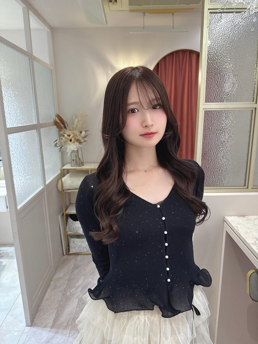 Post 2 by 貝賀 琴莉 Kaiga Kotori on Instagram (carousel)