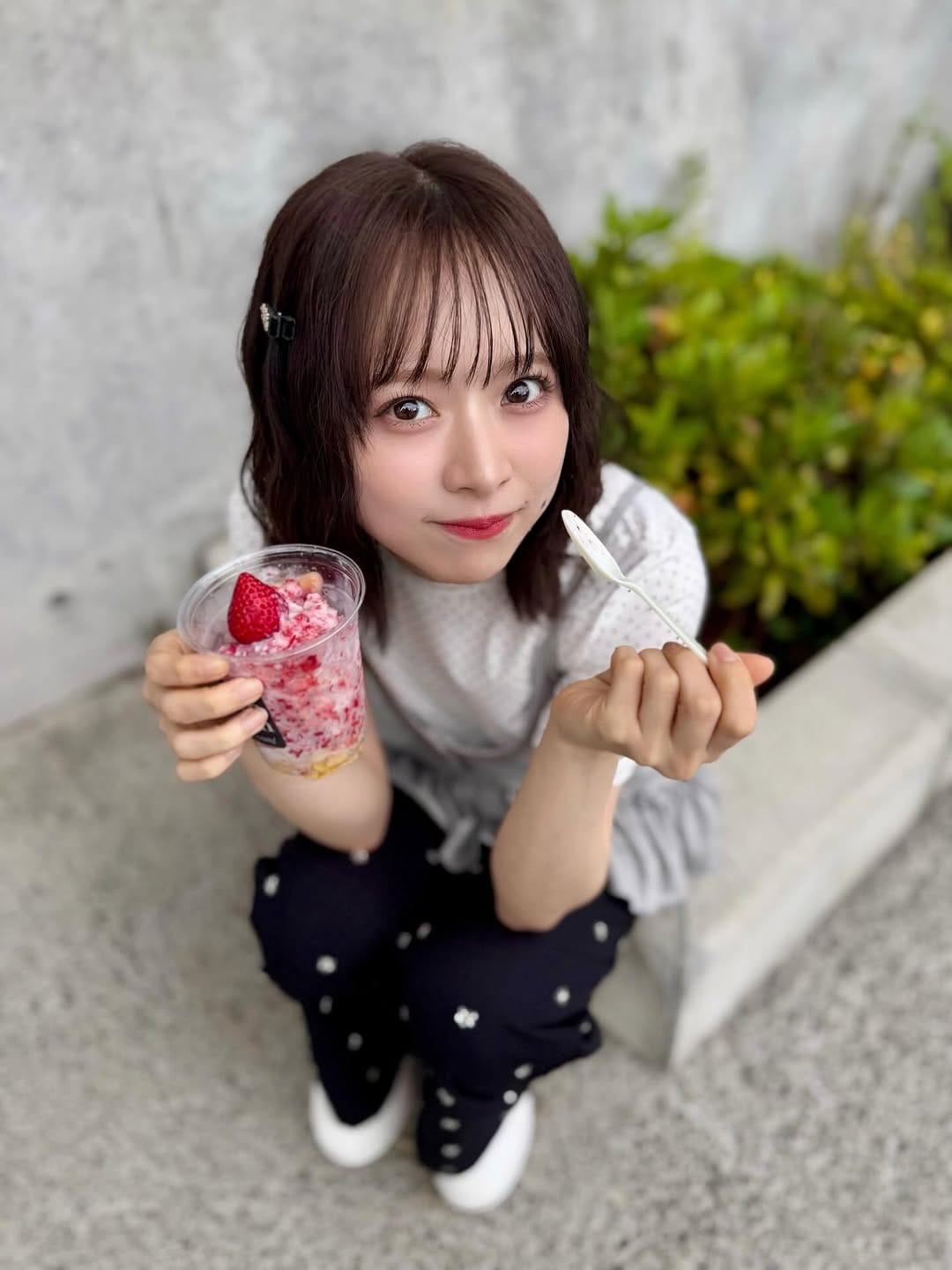 Post 5 by 倉野尾成美 on Instagram (carousel)